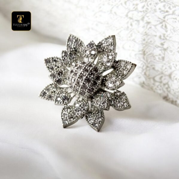 Exquisite Diamond Floral Brooch – White Luxury Accessory Ring | Tulua Jewels - Image 6