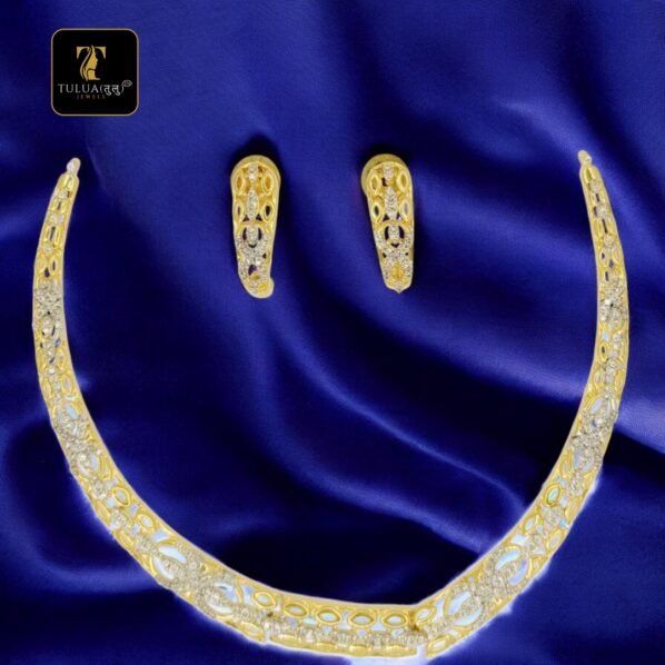 Elegant Gold Necklace and Earring Set with Intricate Design - Image 2