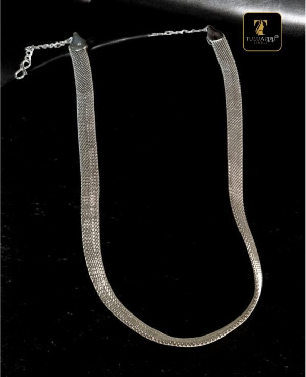 Elegant Silver-Toned Mesh Chain Necklace by Tuluaa Jewels - Image 3